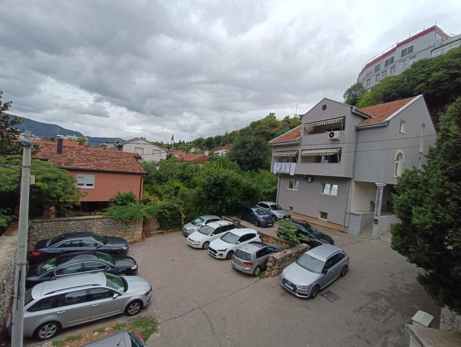 Guesthouse Hortenzija Mostar Bagian luar foto